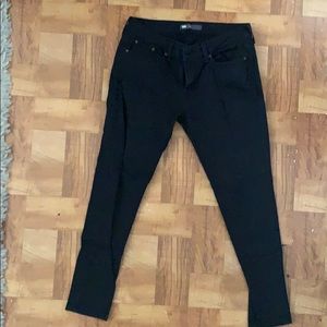 Levi’s ankle jeans